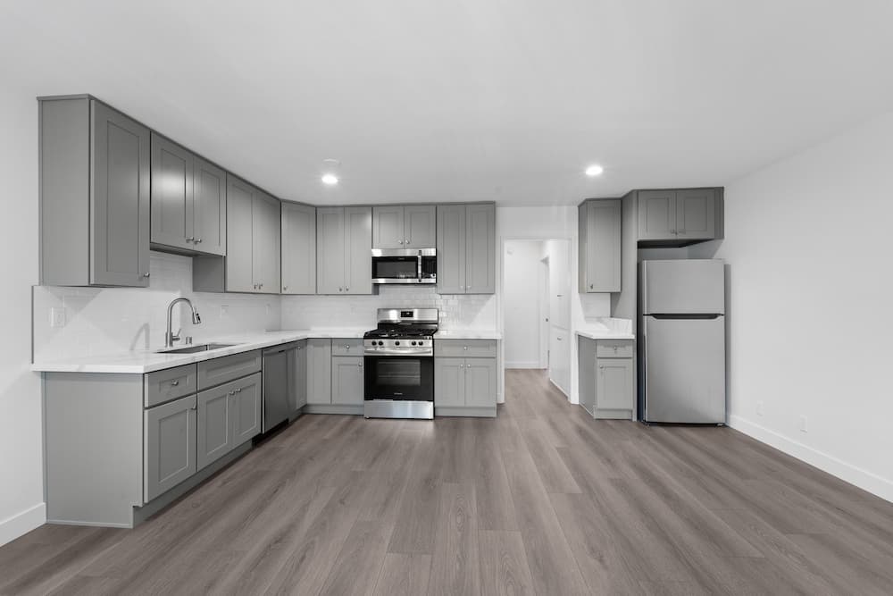925 2 Bedroom Unit — University Park, Los Angeles