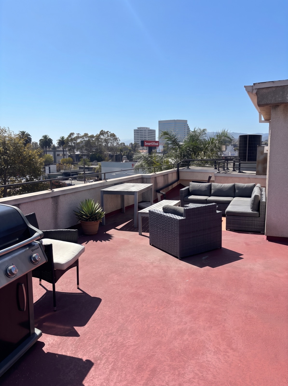 12130 Ohio Ave — University Park · Los Angeles, view 11 of 12