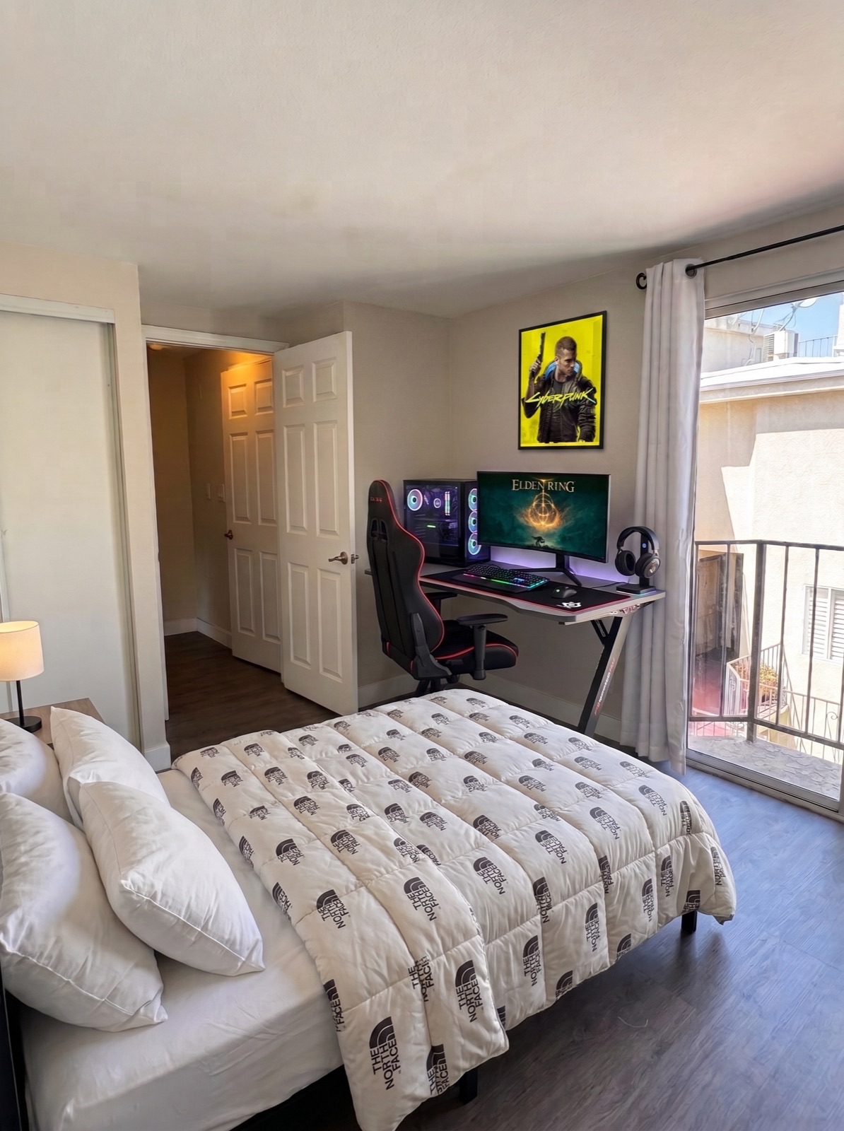 12130 Ohio Ave — University Park · Los Angeles, view 9 of 12