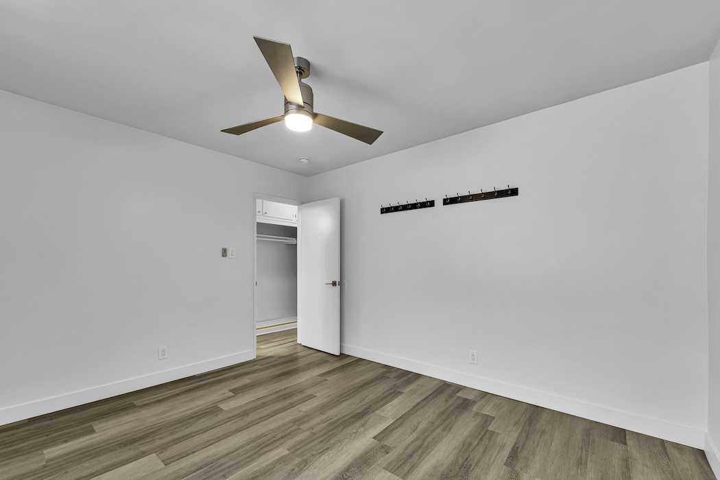 1240 W 30th St — University Park · Los Angeles, view 15 of 23