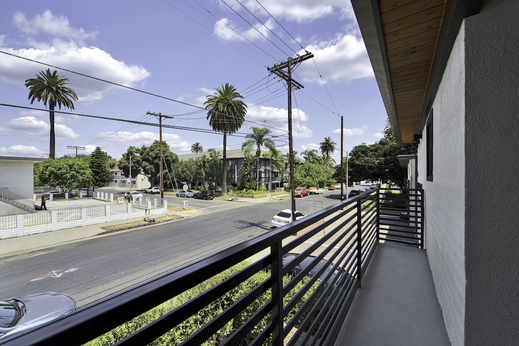 1240 W 30th St — University Park · Los Angeles, view 17 of 23