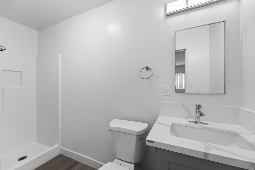 925 2 Bedroom Unit — University Park · Los Angeles, view 10 of 12