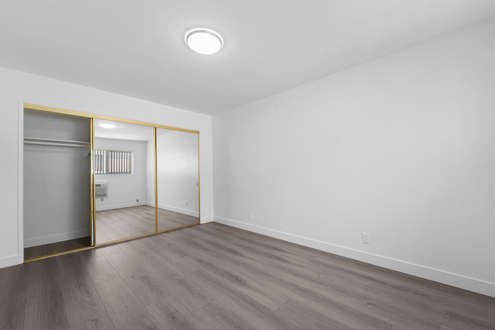 925 2 Bedroom Unit — University Park · Los Angeles, view 6 of 12