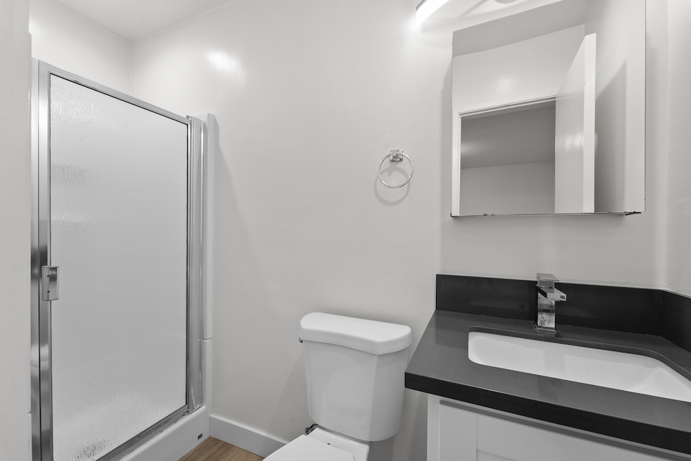925 3 Bedroom Unit — University Park · Los Angeles, view 14 of 18