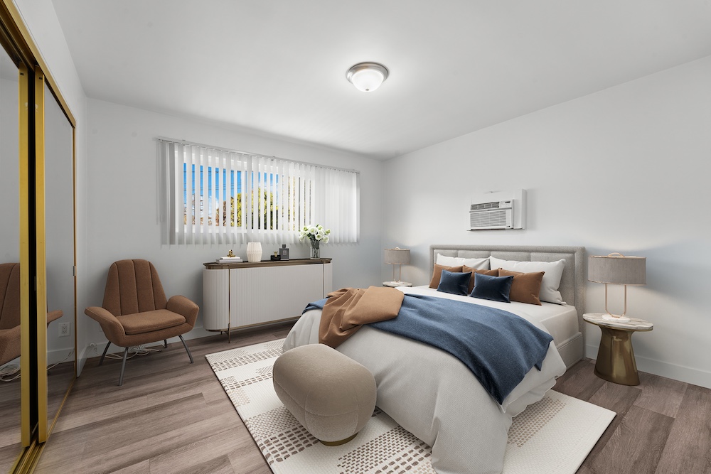 925 3 Bedroom Unit — University Park · Los Angeles, view 5 of 18